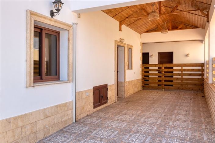 Image No.6-4 Bed Villa for sale