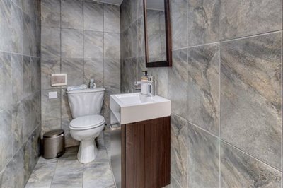 guest-wc