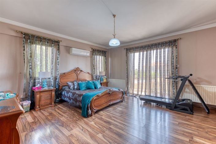 Image No.17-4 Bed Villa for sale