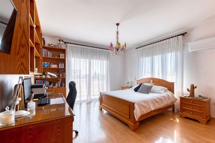 Image No.20-4 Bed Villa for sale