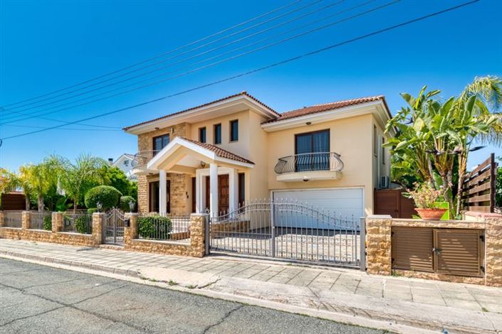 Image No.5-4 Bed Villa for sale