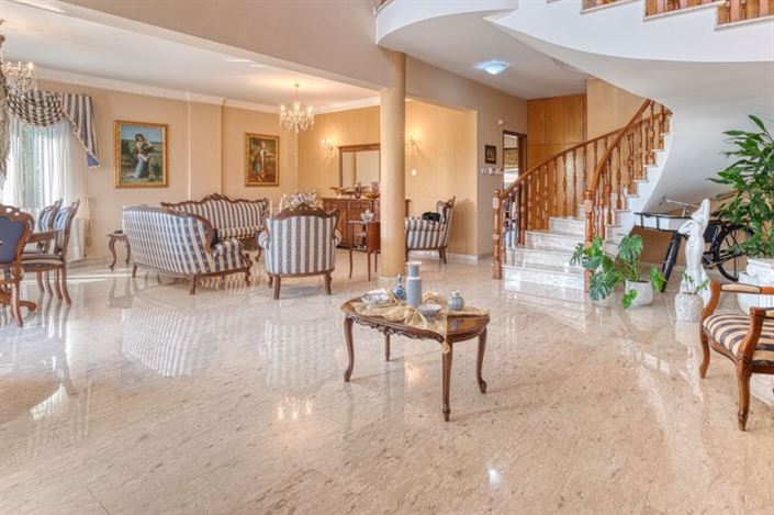 Image No.4-4 Bed Villa for sale