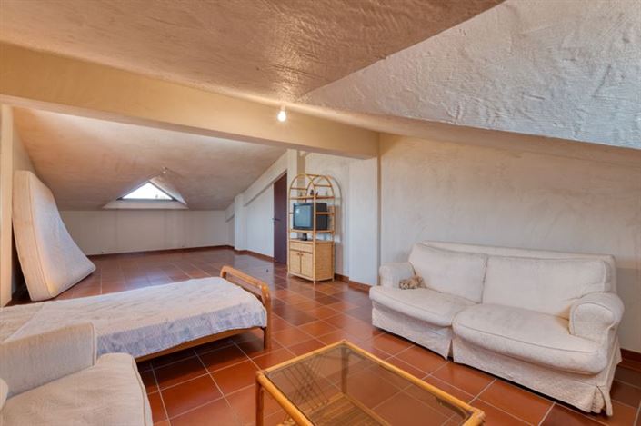 Image No.34-6 Bed Villa for sale