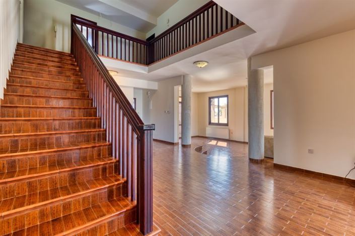 Image No.6-6 Bed Villa for sale