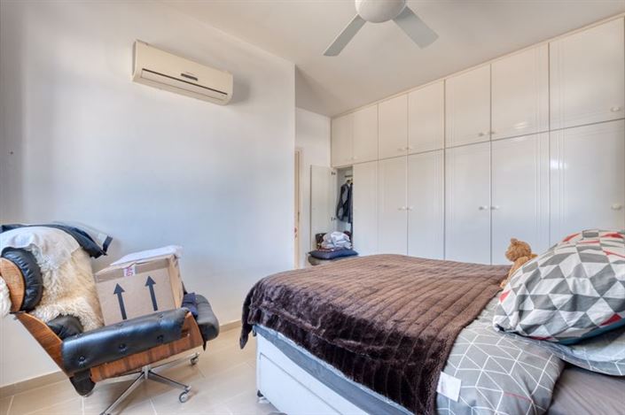 Image No.17-4 Bed Bungalow for sale