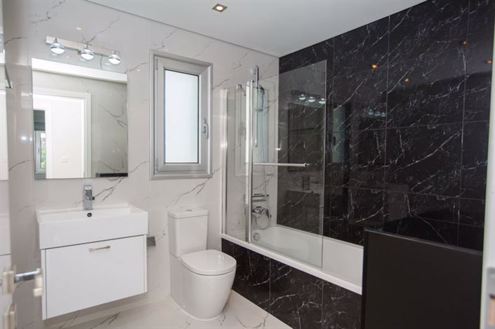 Image No.15-4 Bed Villa for sale