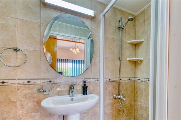 Image No.15-4 Bed Villa for sale