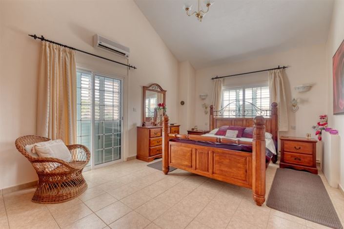 Image No.21-4 Bed Villa for sale