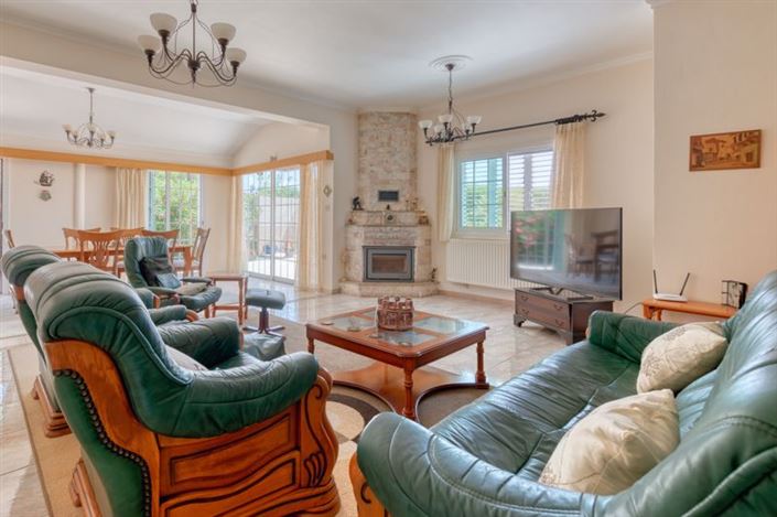 Image No.8-4 Bed Villa for sale