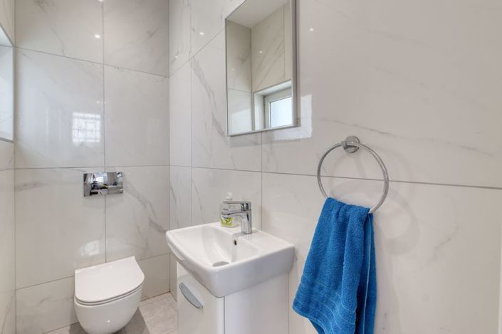 Image No.10-3 Bed Villa for sale