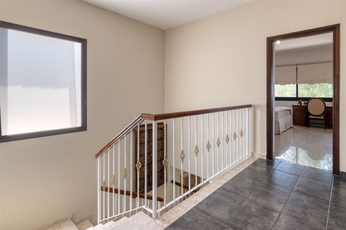 Image No.13-3 Bed Villa for sale