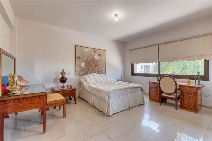 Image No.3-3 Bed Villa for sale