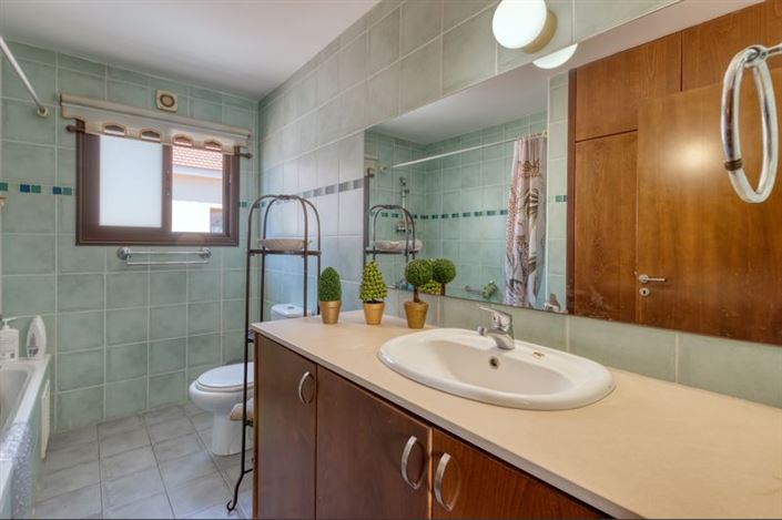 Image No.22-3 Bed Villa for sale