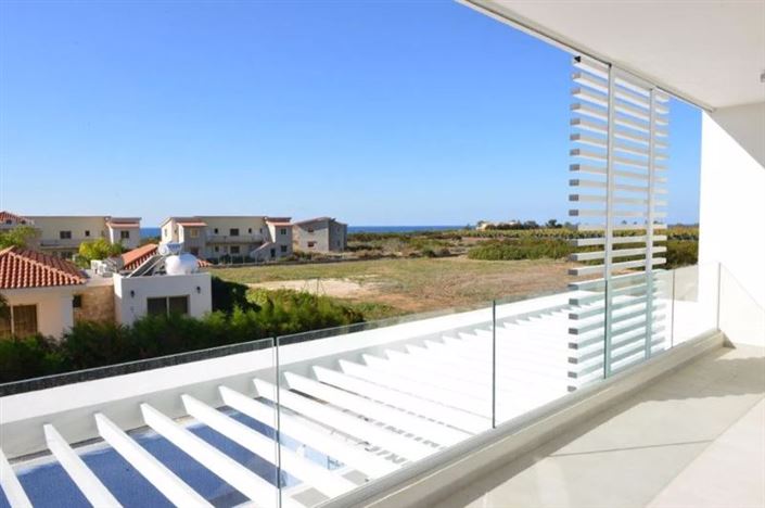 Image No.3-3 Bed Villa for sale