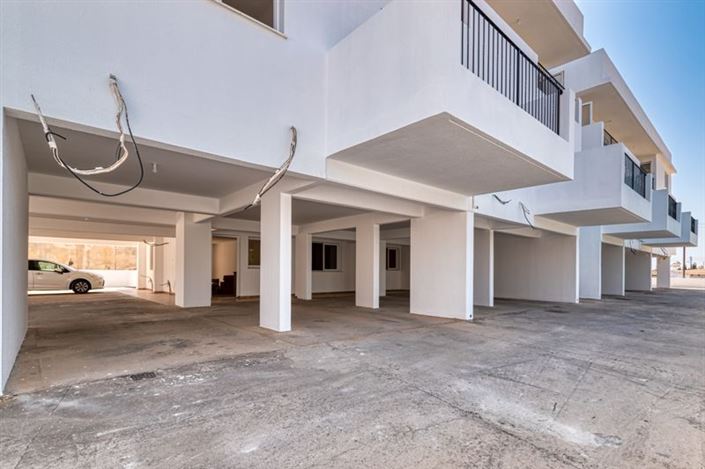 Image No.15-3 Bed Apartment for sale