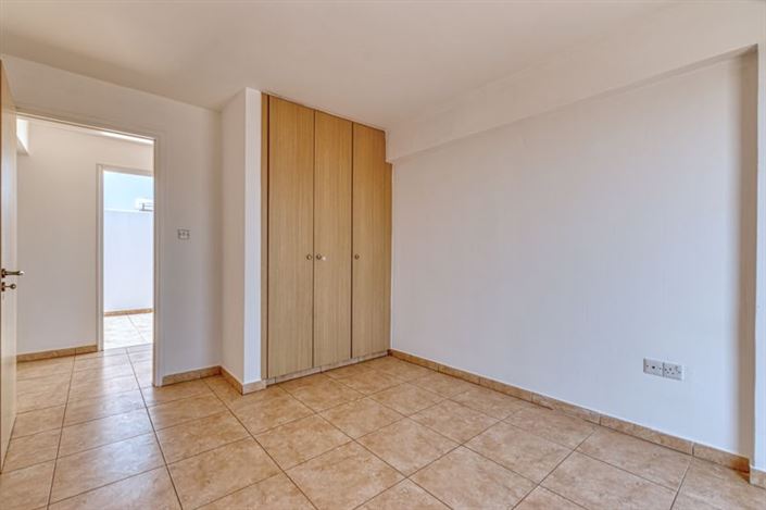 Image No.9-3 Bed Apartment for sale