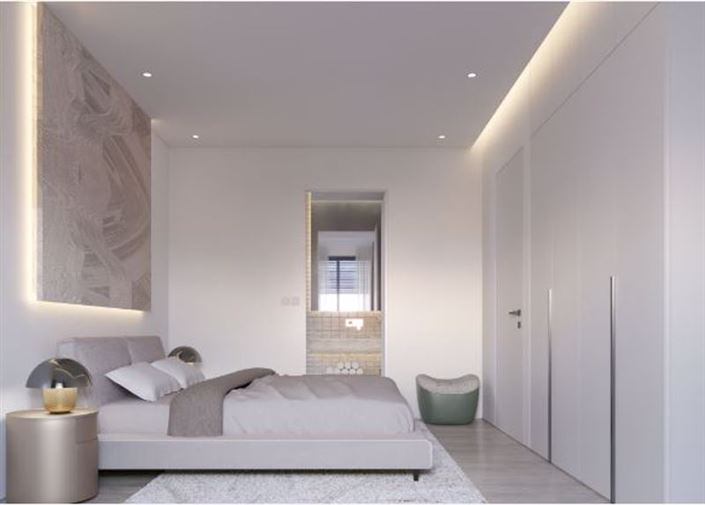 Image No.8-3 Bed Apartment for sale