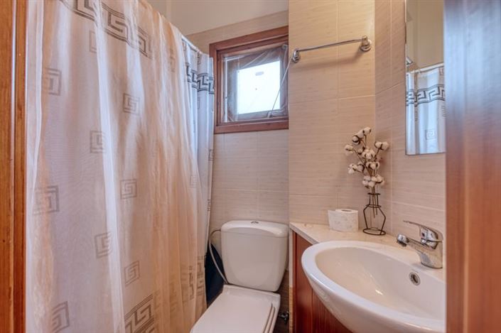 Image No.12-3 Bed Villa for sale