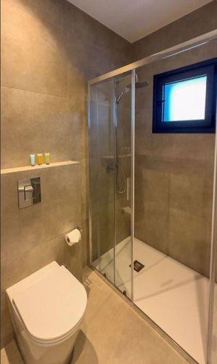 Image No.18-4 Bed Villa for sale