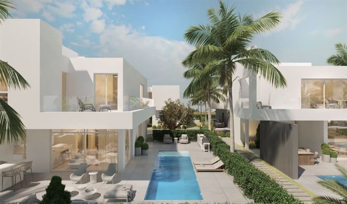 Image No.1-4 Bed Villa for sale