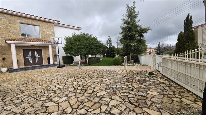 Image No.6-5 Bed Villa for sale