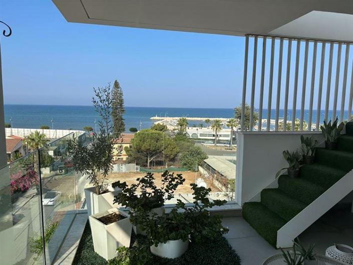 Image No.4-3 Bed Apartment for sale