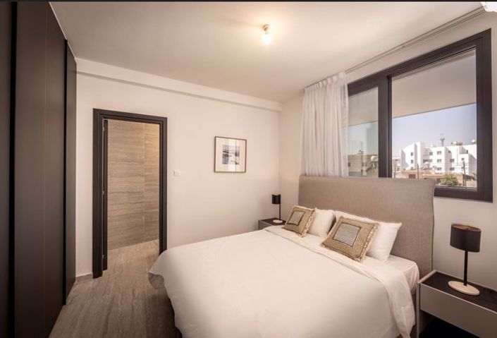 Image No.18-2 Bed Apartment for sale