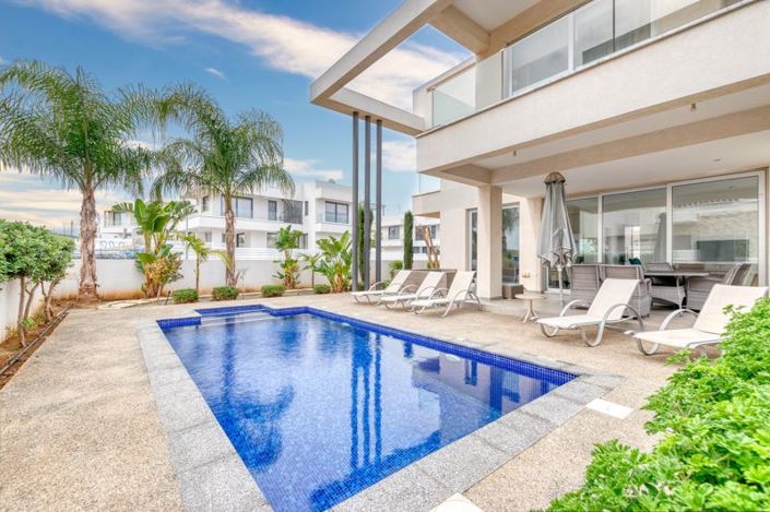 Image No.23-3 Bed Villa for sale