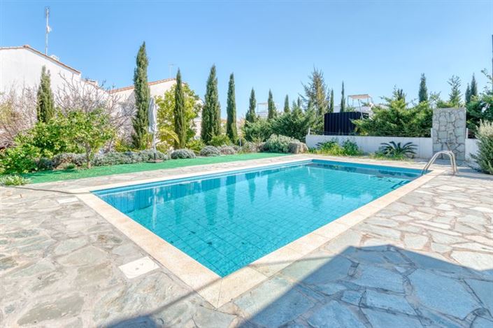 Image No.18-2 Bed Villa for sale