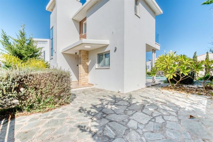 Image No.3-2 Bed Villa for sale