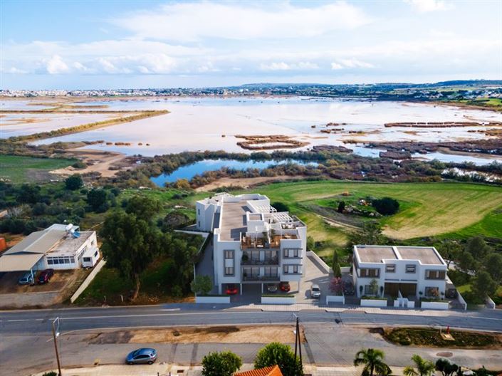 Image No.26-2 Bed Apartment for sale