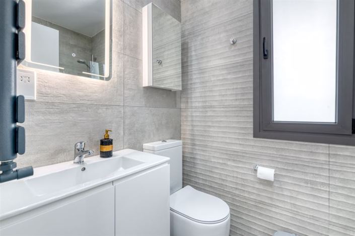 Image No.18-5 Bed Villa for sale