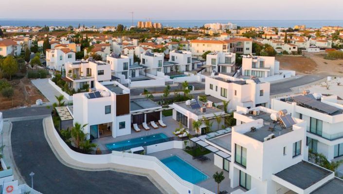 Image No.26-3 Bed Villa for sale