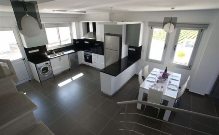 Image No.3-3 Bed Villa for sale