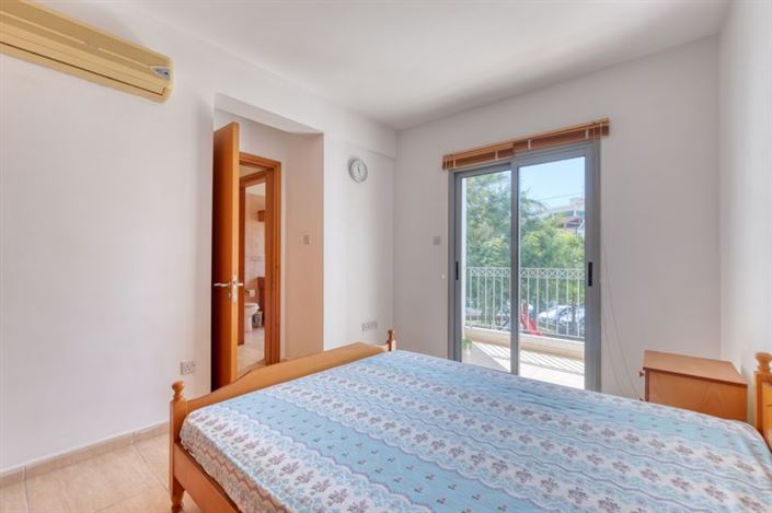 Image No.10-2 Bed Villa for sale