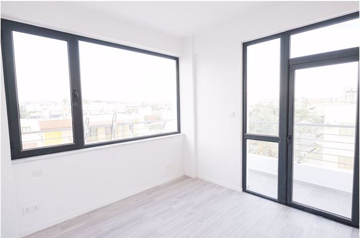 Image No.13-1 Bed Apartment for sale