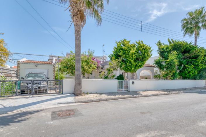 Image No.28-4 Bed Bungalow for sale