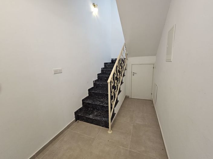 Image No.41-4 Bed Villa for sale