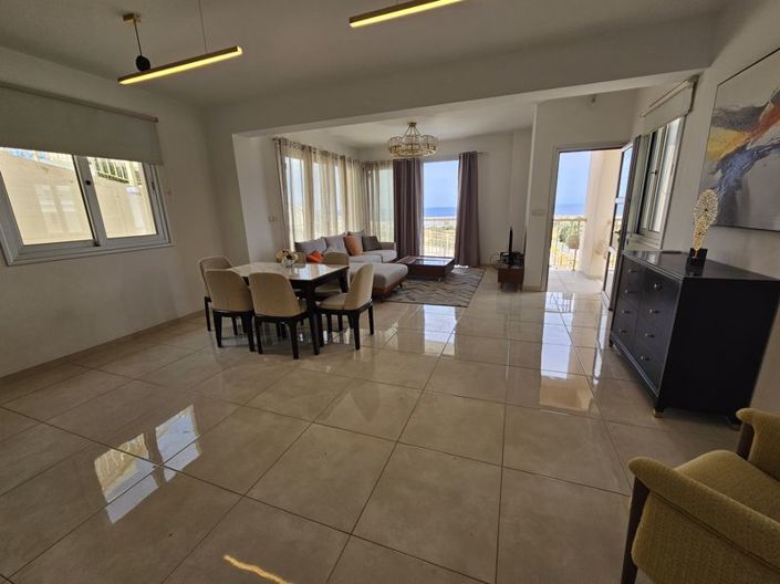 Image No.10-4 Bed Villa for sale