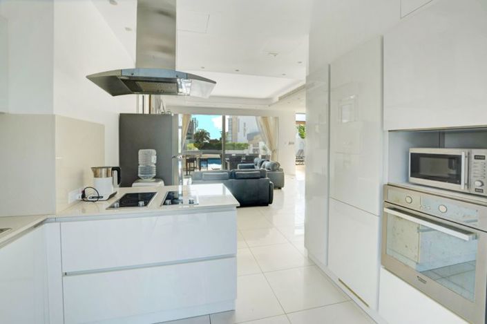 Image No.8-5 Bed Villa for sale