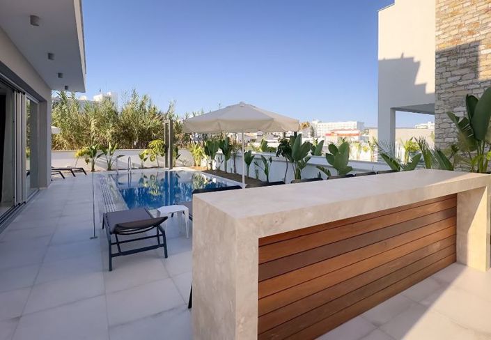 Image No.30-4 Bed Villa for sale