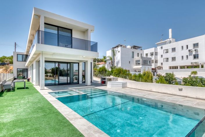 Image No.33-4 Bed Villa for sale