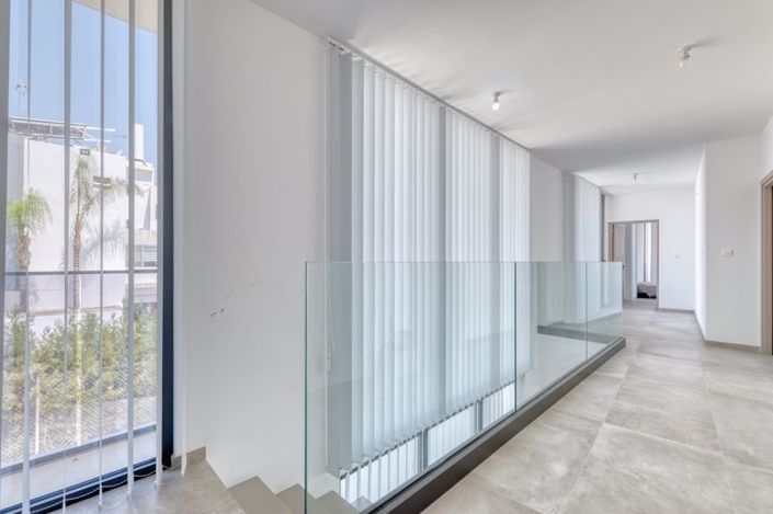 Image No.4-4 Bed Villa for sale