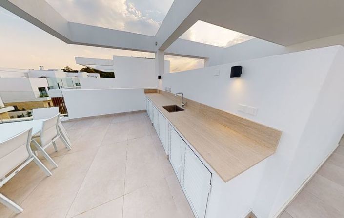 Image No.19-4 Bed Villa for sale