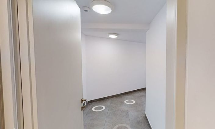 Image No.12-4 Bed Villa for sale