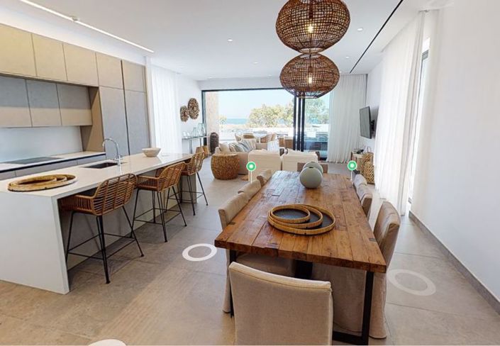 Image No.3-4 Bed Villa for sale