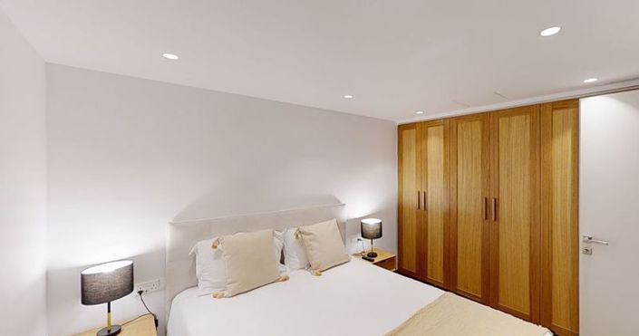 Image No.9-4 Bed Villa for sale