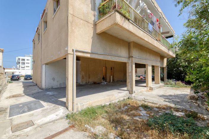 Image No.18-6 Bed Commercial for sale