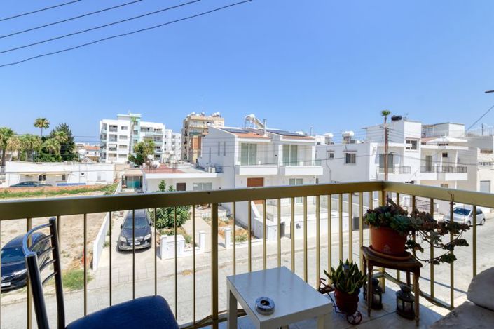 Image No.4-6 Bed Commercial for sale