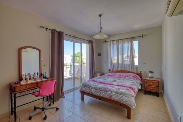 Image No.11-3 Bed Villa for sale